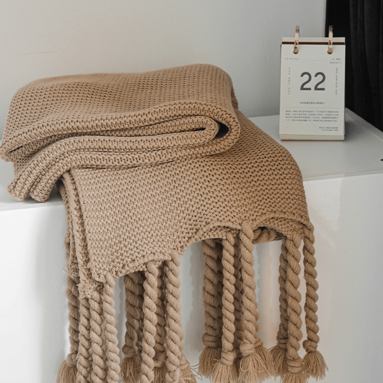 Jozsua Knitted Throw Blanket