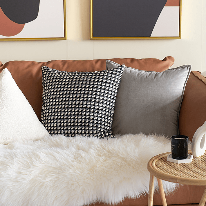 Lidiya Pillow Cover & Insert