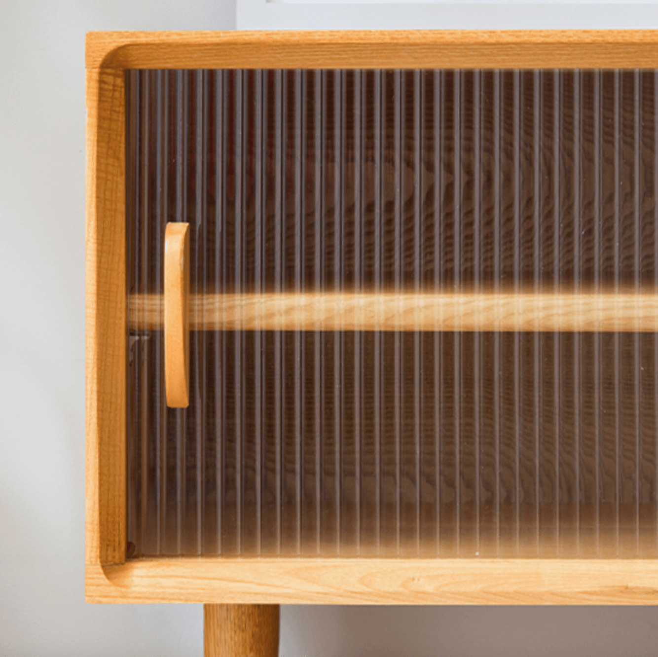 Matilda Shoe Closet With Detachable Shelf