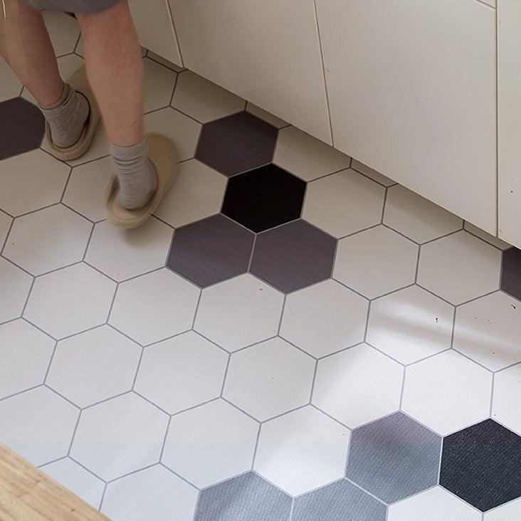 Mozes Hexagon Kitchen Mat