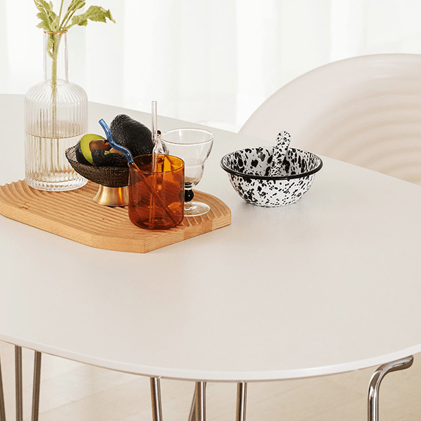 Szilvia Modern Dining Table