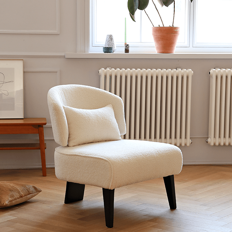 Wera Villus Lounge Chair