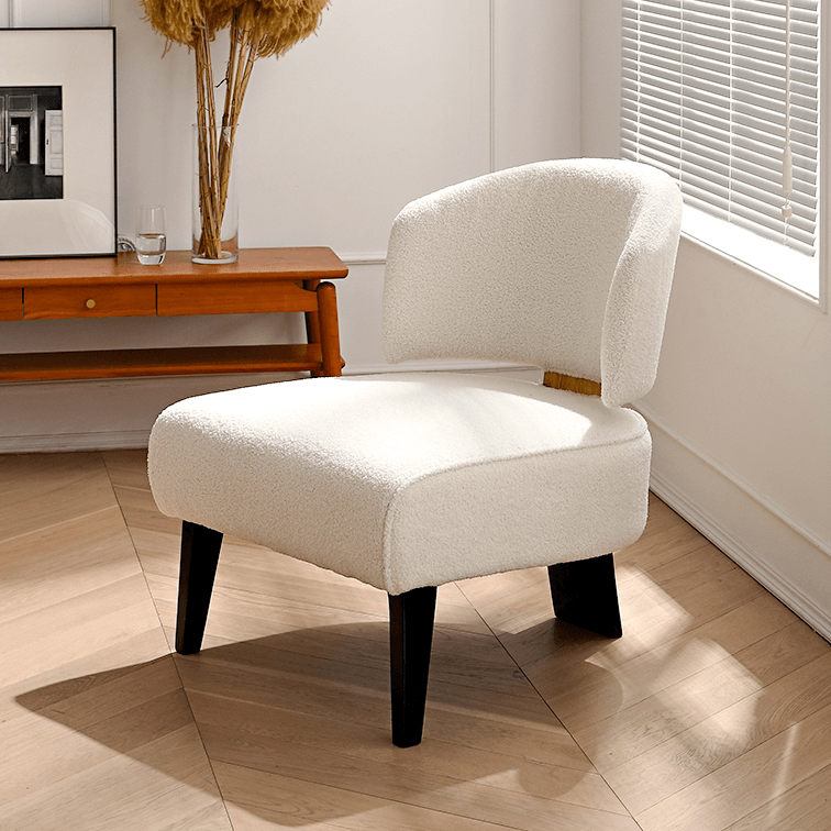 Wera Villus Lounge Chair